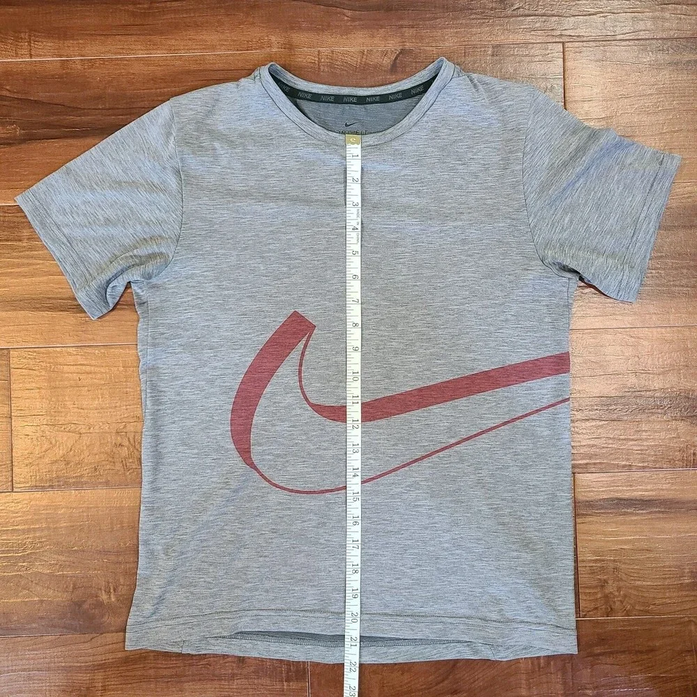Nike Shirt Youth Kids XL Dry Fit Gray Sportswear Activewear Athleisure Casual‎